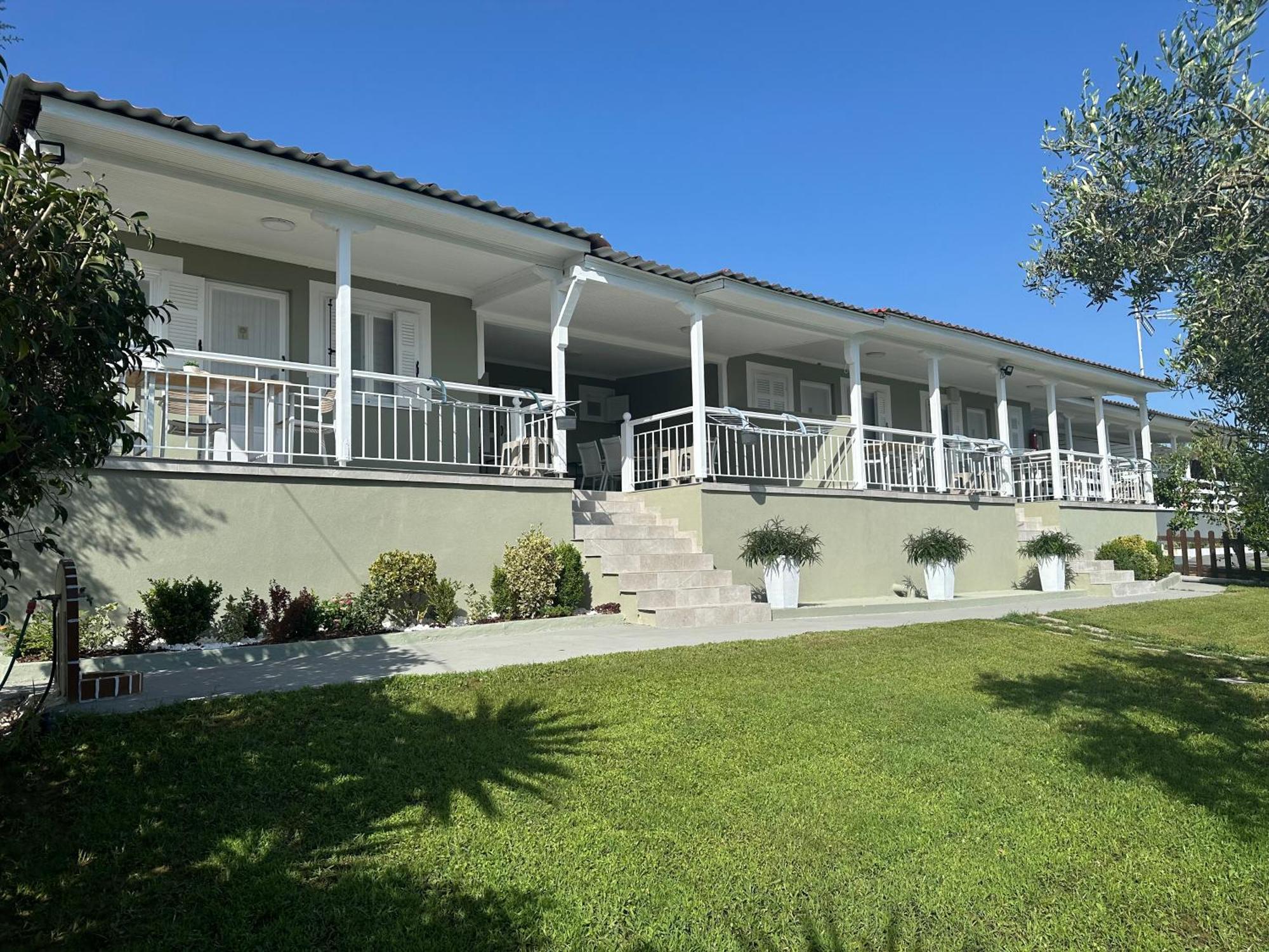 House Garli Apartment Psakoudia Bagian luar foto