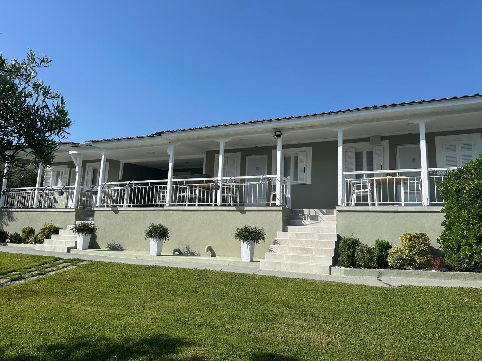 House Garli Apartment Psakoudia Bagian luar foto